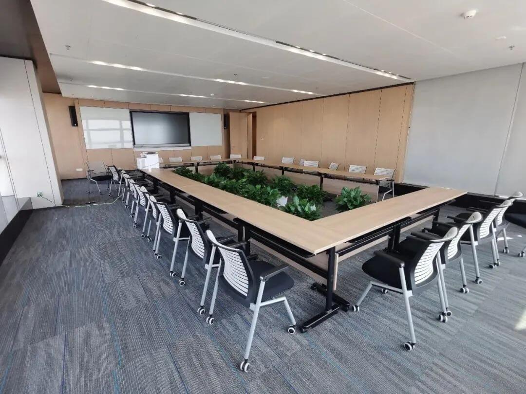 учебный стол