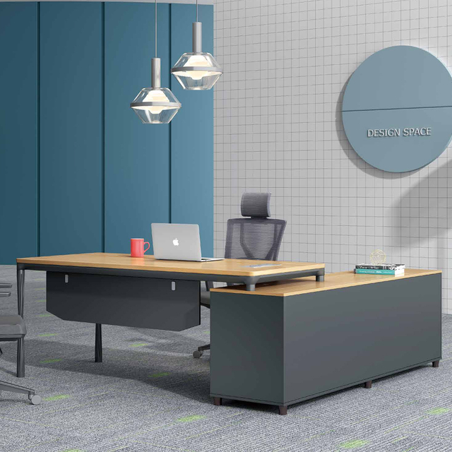 Офисный стол L-образной формы