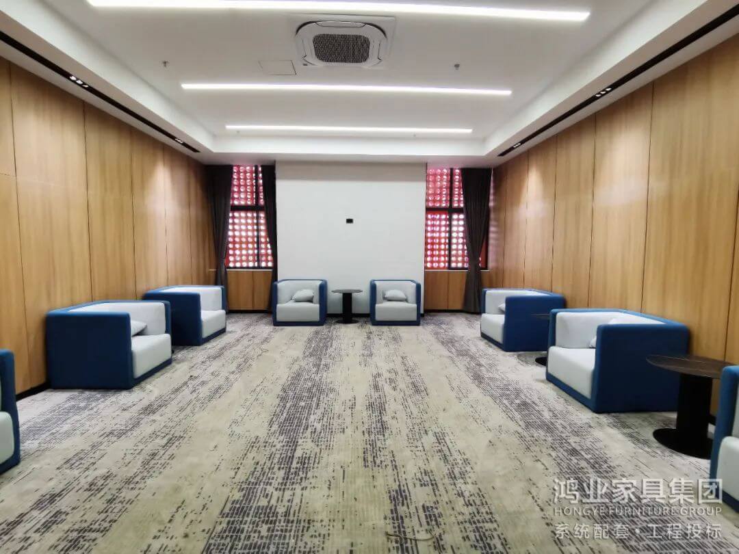 стойка регистрации