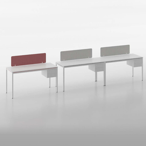 Рабочий стол для офиса на 3 человека